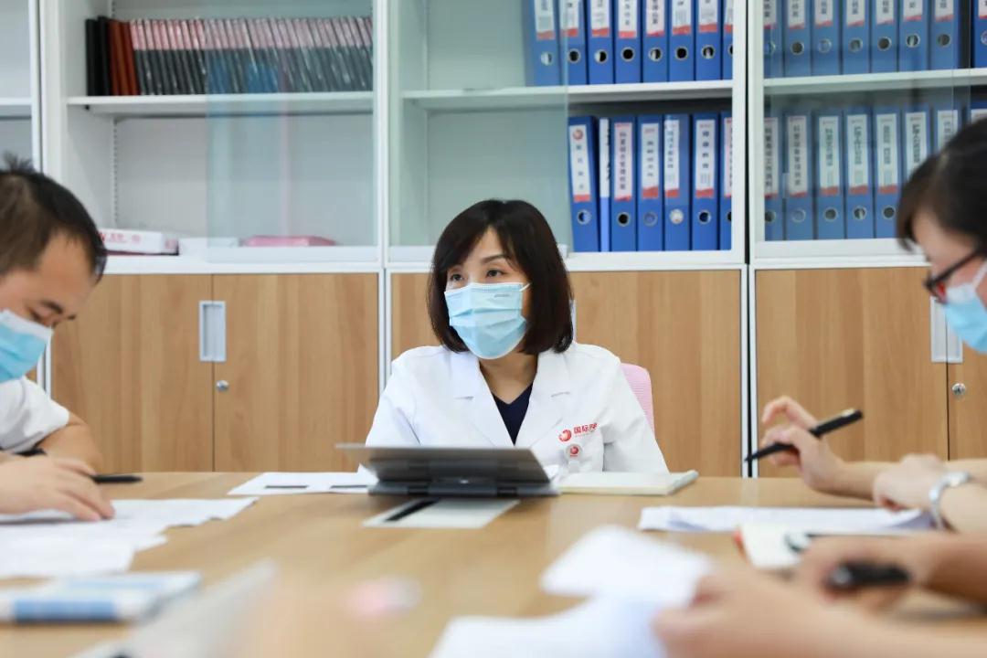 陽(yáng)光網(wǎng)—薛妍：醫(yī)生要有溫度、有尺度、有深度