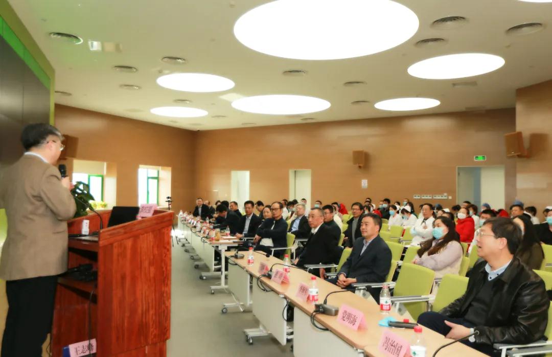 中國(guó)工程院院士、溫州醫(yī)科大學(xué)校長(zhǎng)李校堃教授蒞臨我院