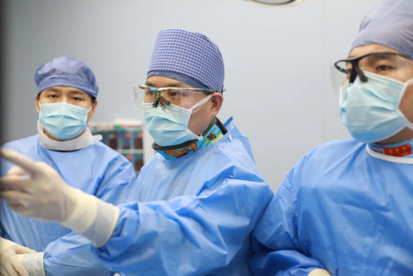 大醫(yī)之術⑨｜“心”路是怎樣被打通的？——心臟病醫(yī)院成功救治一例急性右冠心梗恰逢左主干真性分叉嚴重冠脈病變患者