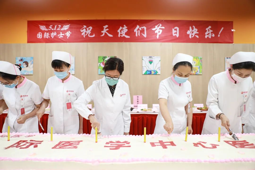 5·12國(guó)際護(hù)士節(jié)系列活動(dòng)之三|今天，讓所有鮮花為她們綻放！