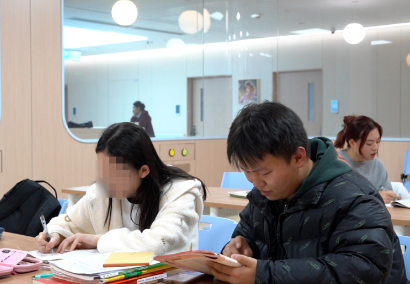 治療、學習兩不誤！病房里開啟了“小課堂”