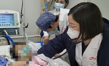 腦動(dòng)脈瘤破裂生命垂危，多學(xué)科協(xié)作消除禍患