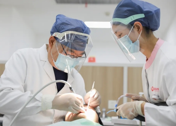 全國愛牙日：全生命周期守護(hù)，讓健康從“齒”開始