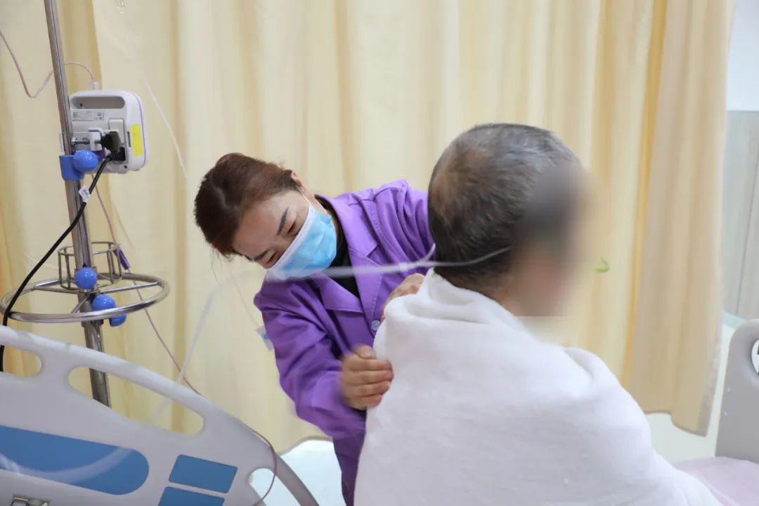 我院“無陪護(hù)”病房暖心啟用 讓患者安心、家屬放心