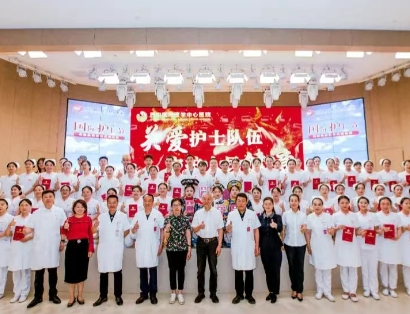 超燃現(xiàn)場！頒獎盛典+科普大秀 這才是護士節(jié)的正確打開方式