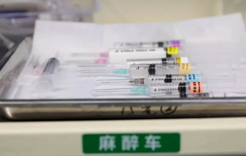 心梗6天+粉碎骨折！教科書(shū)上的“禁區(qū)”，他們硬是闖過(guò)來(lái)了…