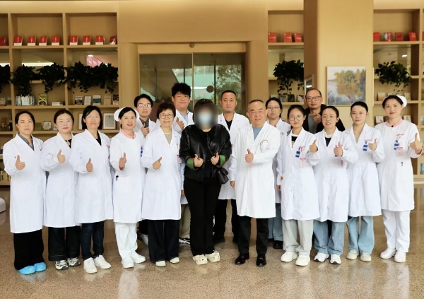 西北首例！這束“質(zhì)子之光”，為她點(diǎn)亮希望